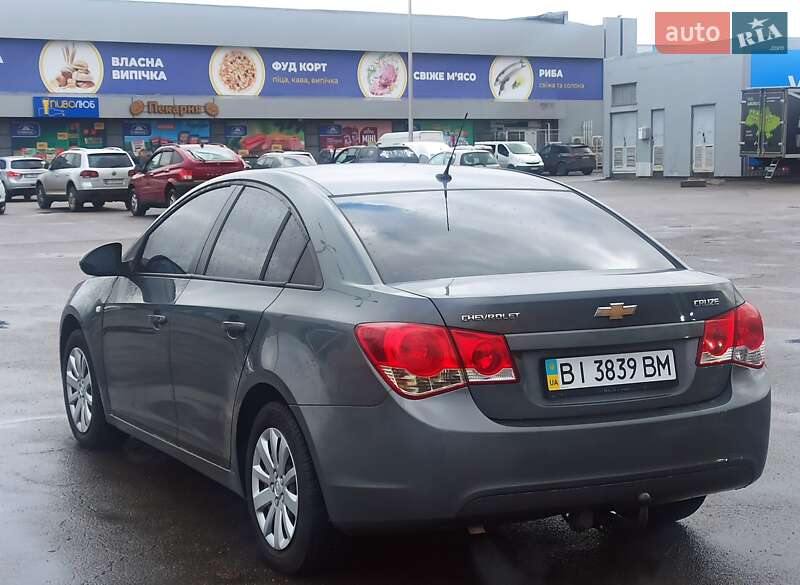 Седан Chevrolet Cruze 2011 в Полтаве фото 2 Седан Chevrolet Cruze 2011 в Полтаве