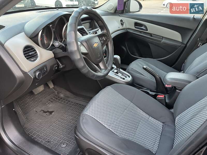 Седан Chevrolet Cruze 2014 в Киеве