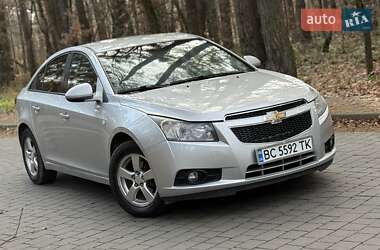 Седан Chevrolet Cruze 2012 в Львове