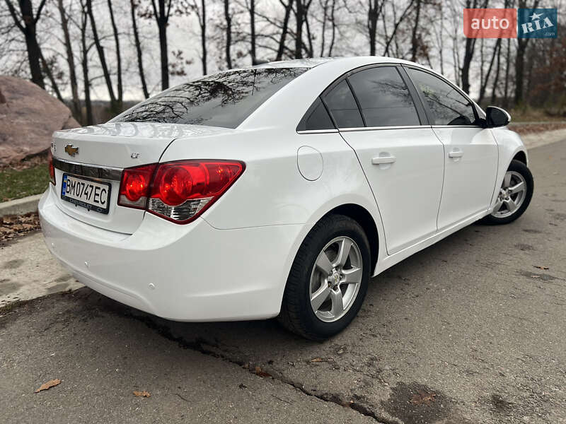 Седан Chevrolet Cruze 2013 в Сумах