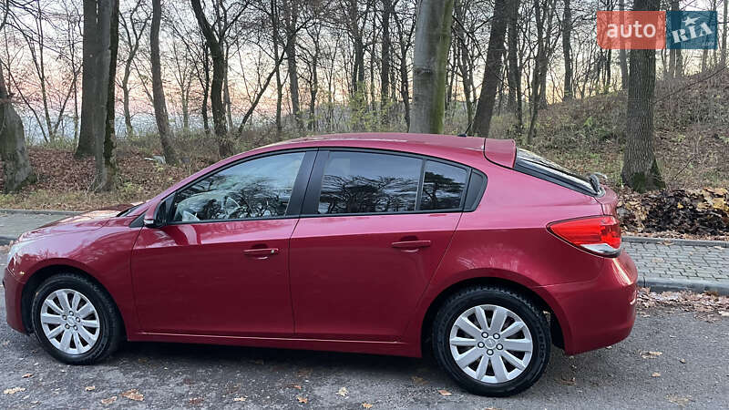 Хэтчбек Chevrolet Cruze 2014 в Львове