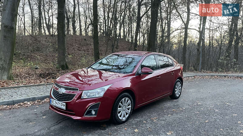 Хэтчбек Chevrolet Cruze 2014 в Львове