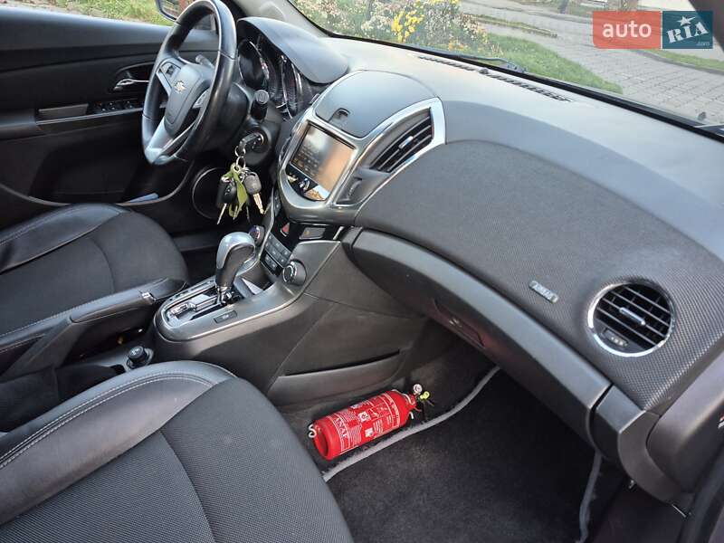 Универсал Chevrolet Cruze 2013 в Ровно фото 35 Универсал Chevrolet Cruze 2013 в Ровно