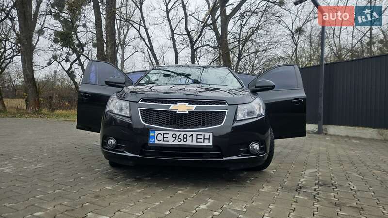 Седан Chevrolet Cruze 2012 в Чернівцях