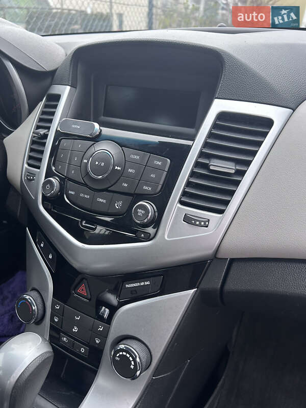 Седан Chevrolet Cruze 2013 в Луцьку