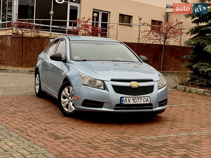 Седан Chevrolet Cruze 2011 в Харькове