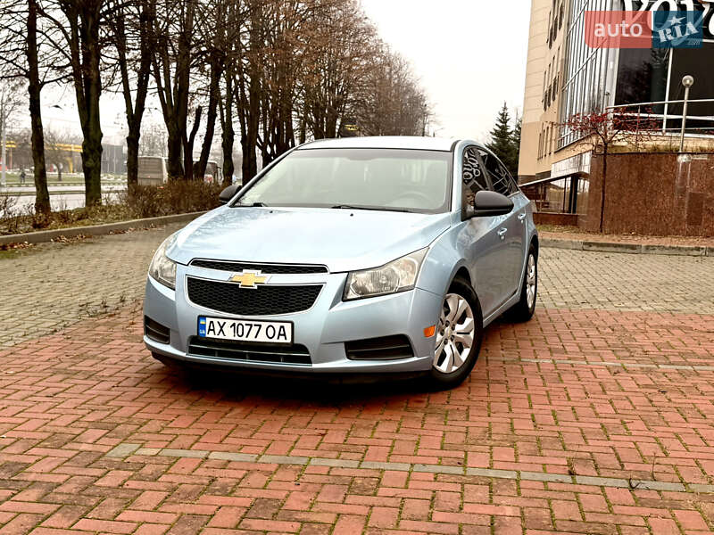 Седан Chevrolet Cruze 2011 в Харькове