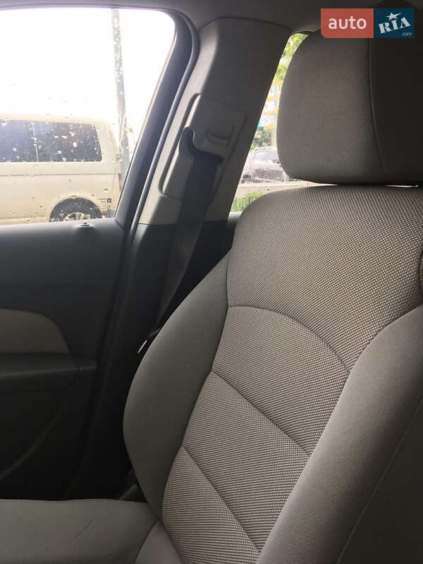 Седан Chevrolet Cruze 2013 в Киеве