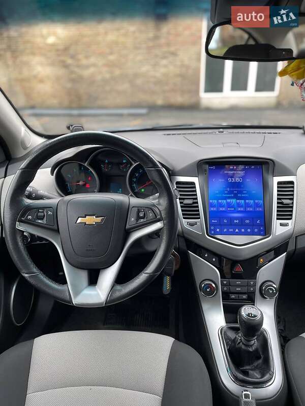 Седан Chevrolet Cruze 2010 в Киеве