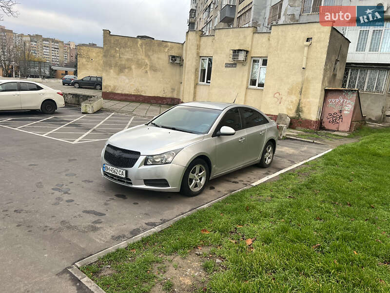 Седан Chevrolet Cruze 2015 в Одессе фото 16 Седан Chevrolet Cruze 2015 в Одессе