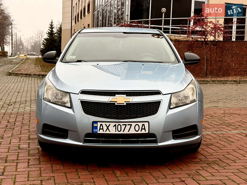 Седан Chevrolet Cruze 2011 в Харькове фото 9 Седан Chevrolet Cruze 2011 в Харькове