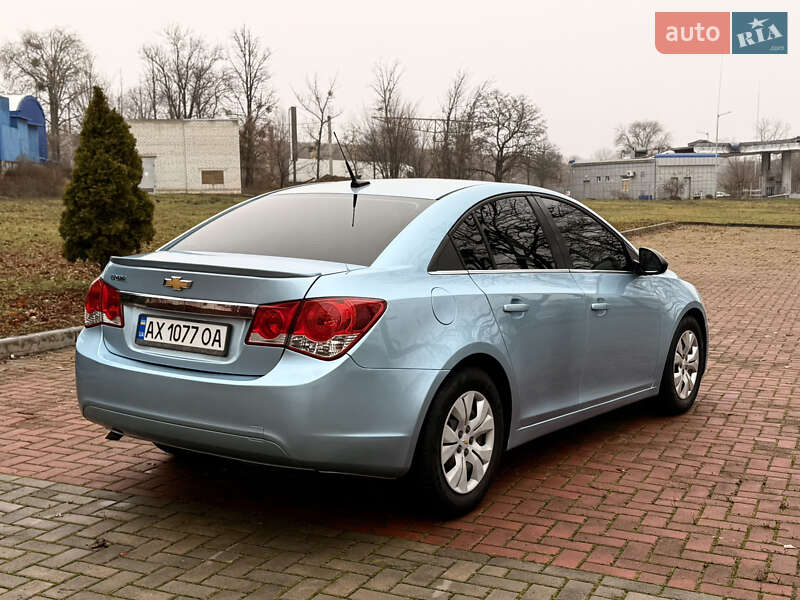 Седан Chevrolet Cruze 2011 в Харькове фото 12 Седан Chevrolet Cruze 2011 в Харькове