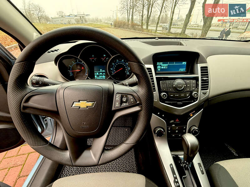 Седан Chevrolet Cruze 2011 в Харькове фото 33 Седан Chevrolet Cruze 2011 в Харькове