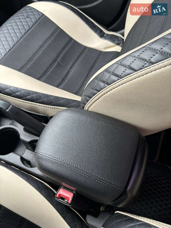 Седан Chevrolet Cruze 2014 в Чернигове