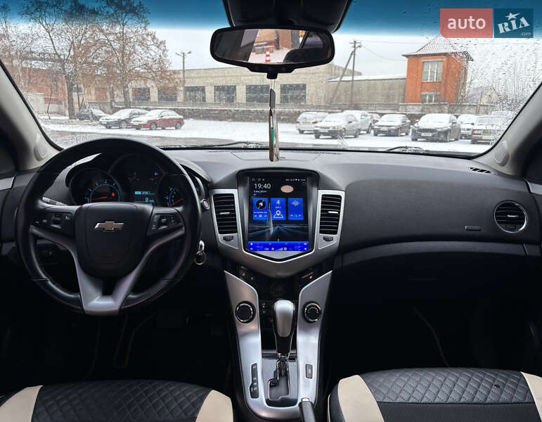Седан Chevrolet Cruze 2014 в Чернигове
