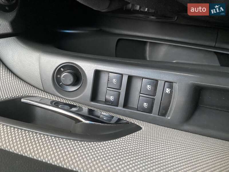 Седан Chevrolet Cruze 2010 в Кременчуге