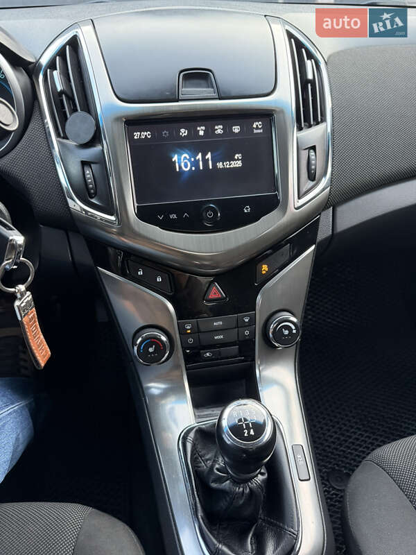 Седан Chevrolet Cruze 2012 в Івано-Франківську