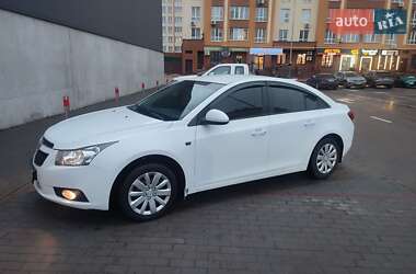 Седан Chevrolet Cruze 2012 в Киеве
