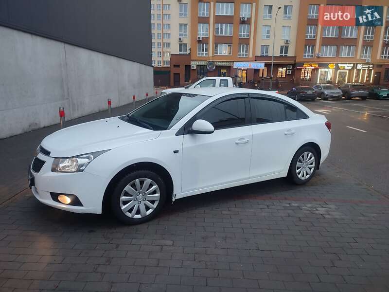 Chevrolet Cruze 2012