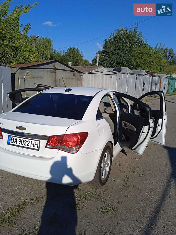 Седан Chevrolet Cruze 2015 в Кременчуці фото 2 Седан Chevrolet Cruze 2015 в Кременчуці