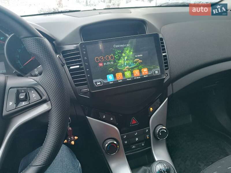 Хэтчбек Chevrolet Cruze 2011 в Полтаве