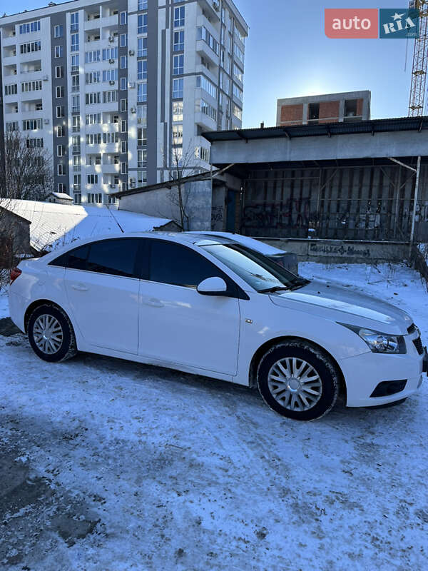 Седан Chevrolet Cruze 2010 в Львове фото 7 Седан Chevrolet Cruze 2010 в Львове