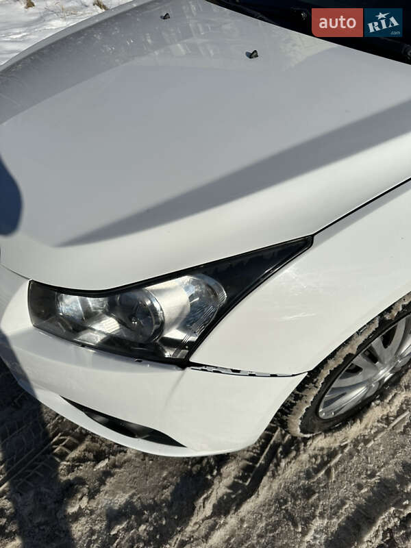 Седан Chevrolet Cruze 2010 в Львове фото 11 Седан Chevrolet Cruze 2010 в Львове