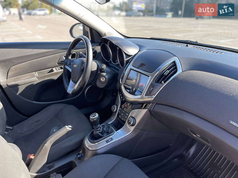 Універсал Chevrolet Cruze 2013 в Києві фото 7 Універсал Chevrolet Cruze 2013 в Києві