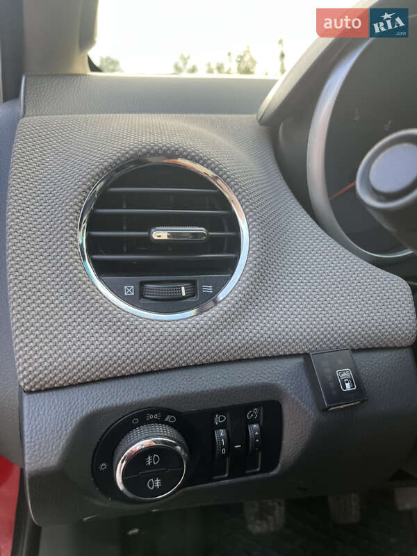 Седан Chevrolet Cruze 2010 в Дрогобичі