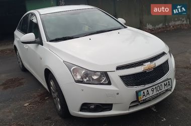 Седан Chevrolet Cruze 2011 в Києві