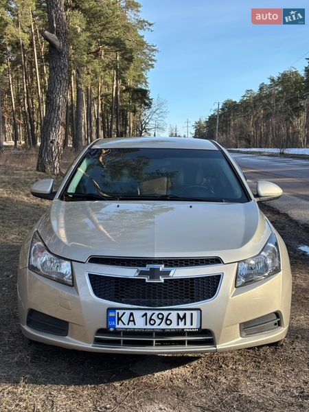 Седан Chevrolet Cruze 2014 в Чернигове