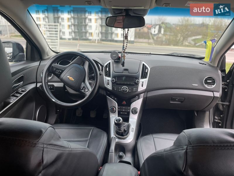Хэтчбек Chevrolet Cruze 2012 в Львове