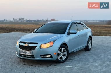 Седан Chevrolet Cruze 2011 в Тернополі