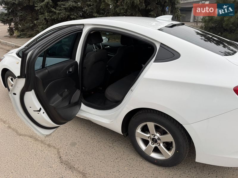 Седан Chevrolet Cruze 2016 в Киеве