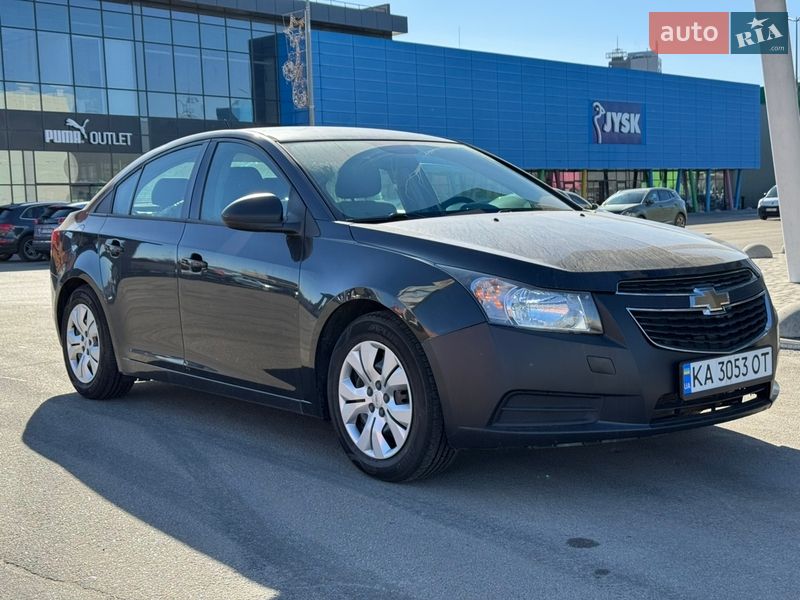 Седан Chevrolet Cruze 2015 в Киеве