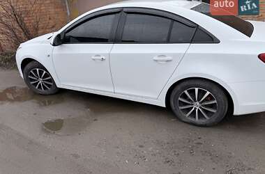 Седан Chevrolet Cruze 2010 в Шепетівці