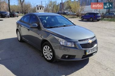 Седан Chevrolet Cruze 2011 в Киеве