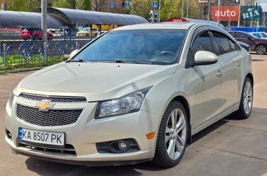 Седан Chevrolet Cruze 2013 в Киеве