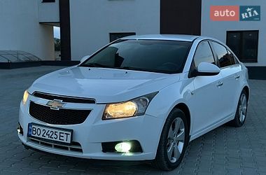 Седан Chevrolet Cruze 2010 в Кременці