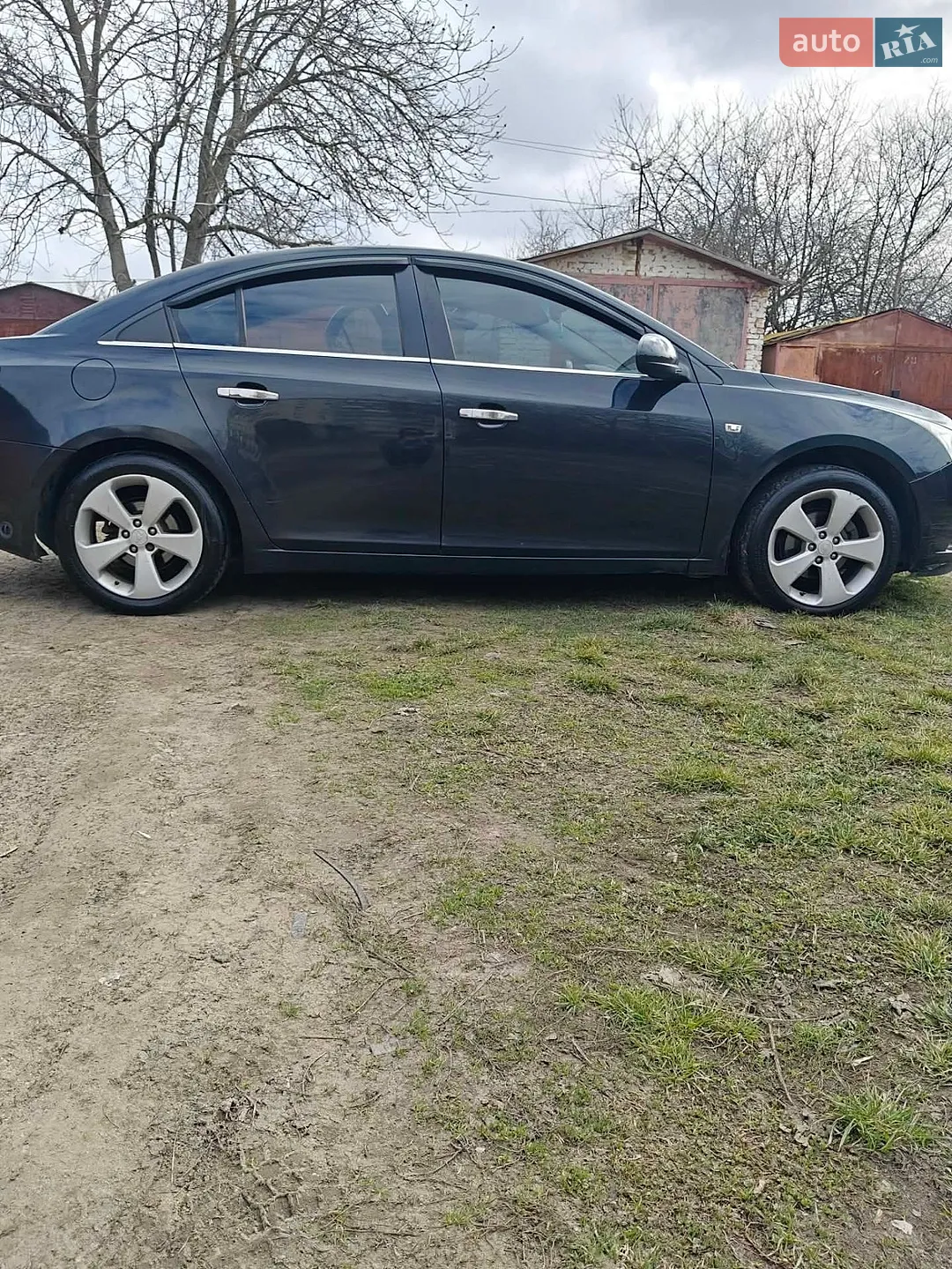 2011 Chevrolet Cruze - мініатюра 2