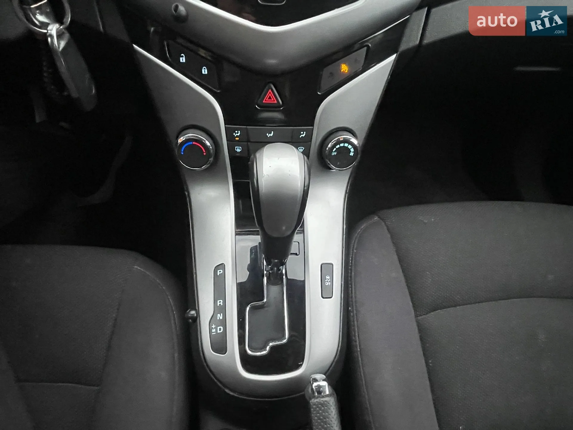 2013 Chevrolet Cruze - мініатюра 25