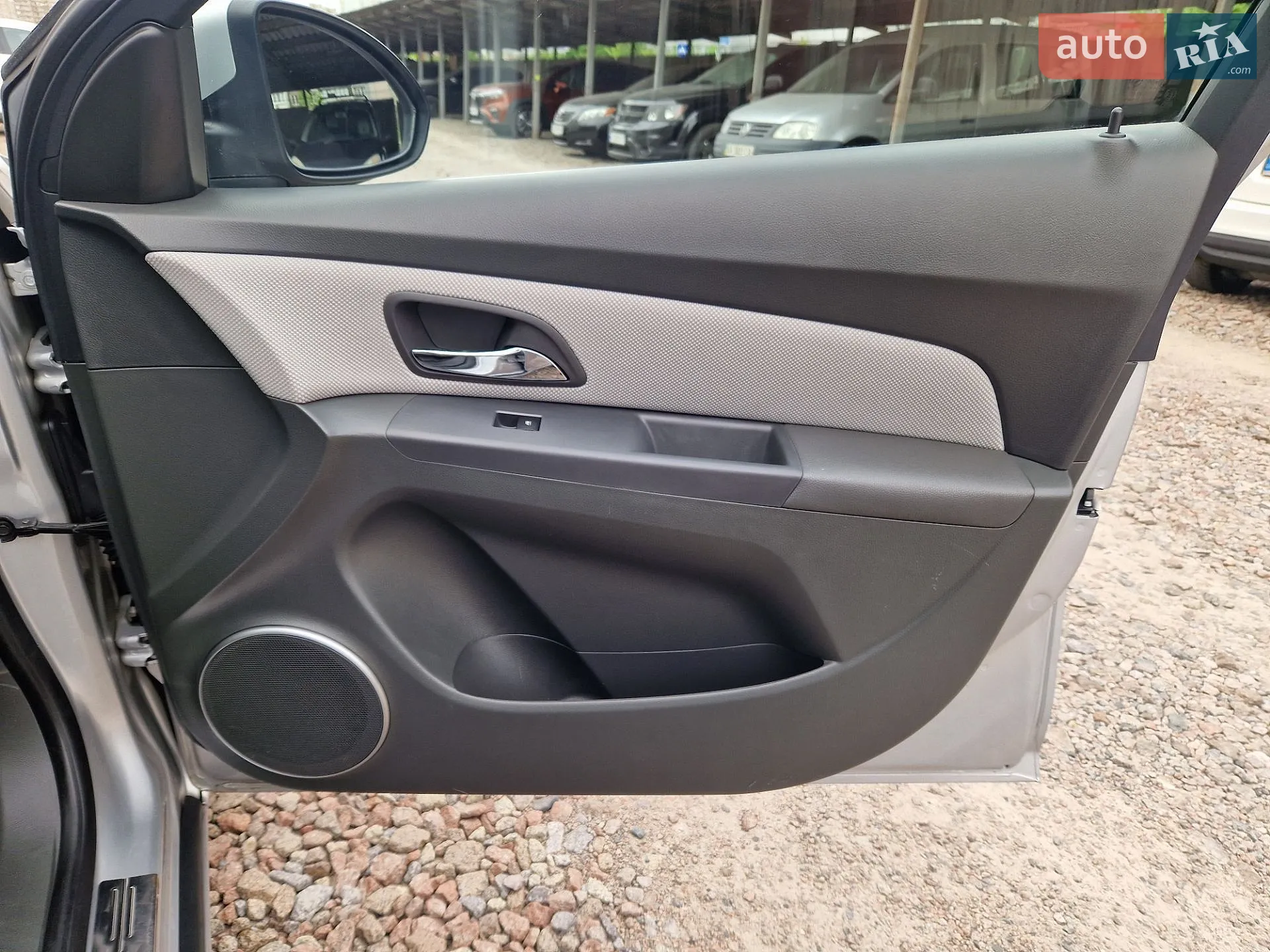2010 Chevrolet Cruze - мініатюра 40