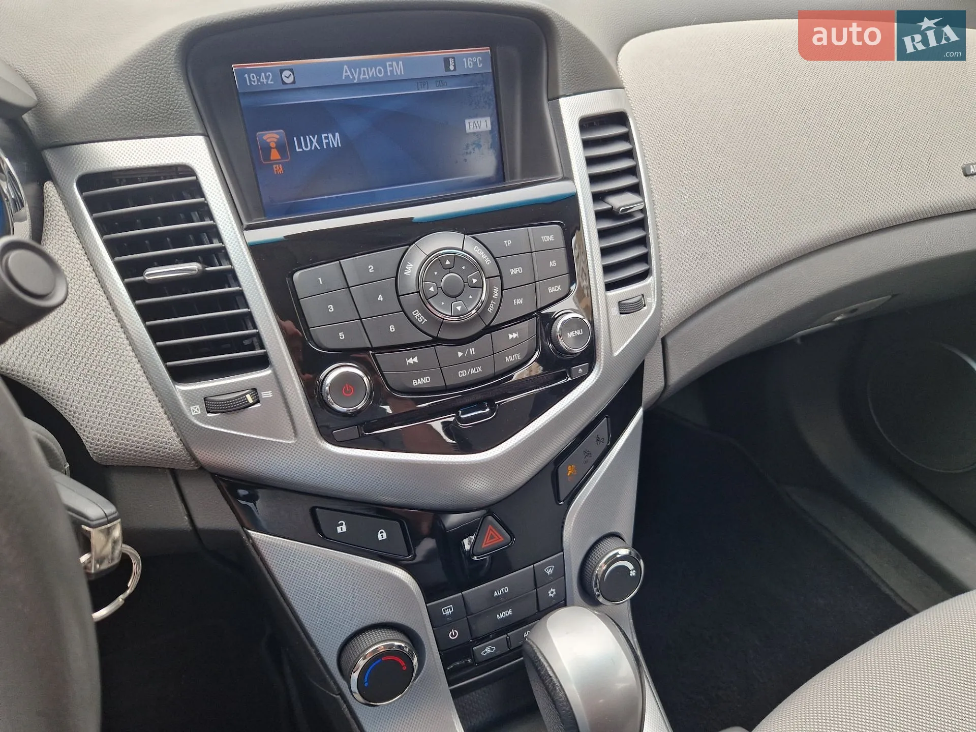 2010 Chevrolet Cruze - мініатюра 43