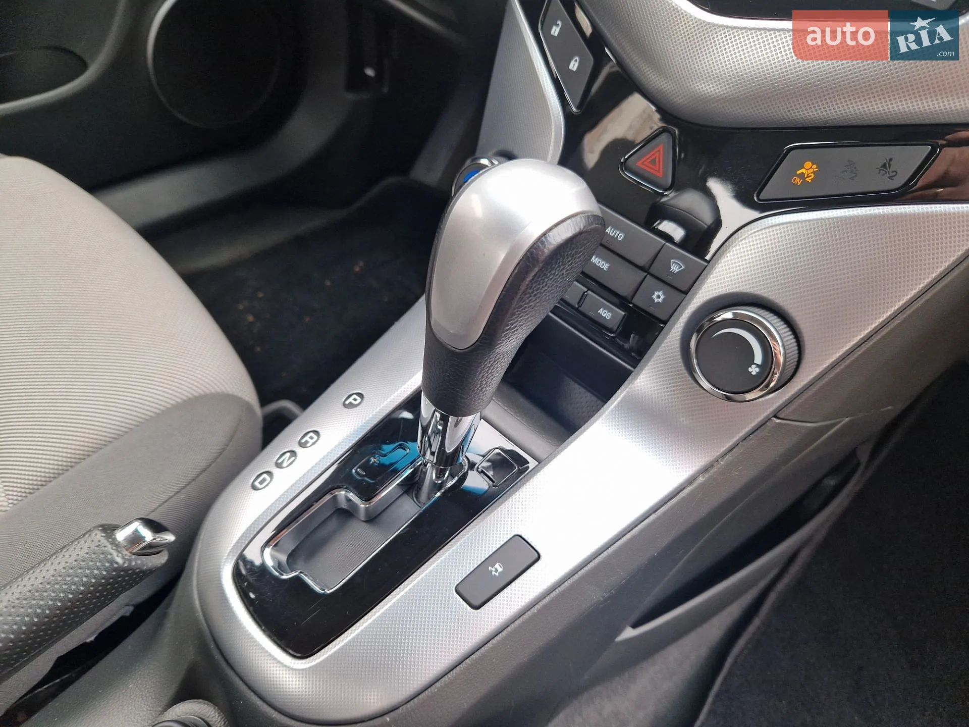 2010 Chevrolet Cruze - мініатюра 50