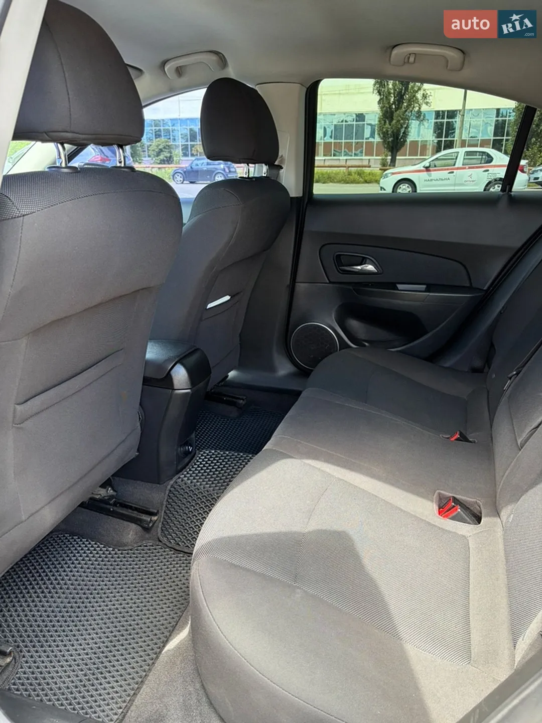 2012 Chevrolet Cruze - мініатюра 29