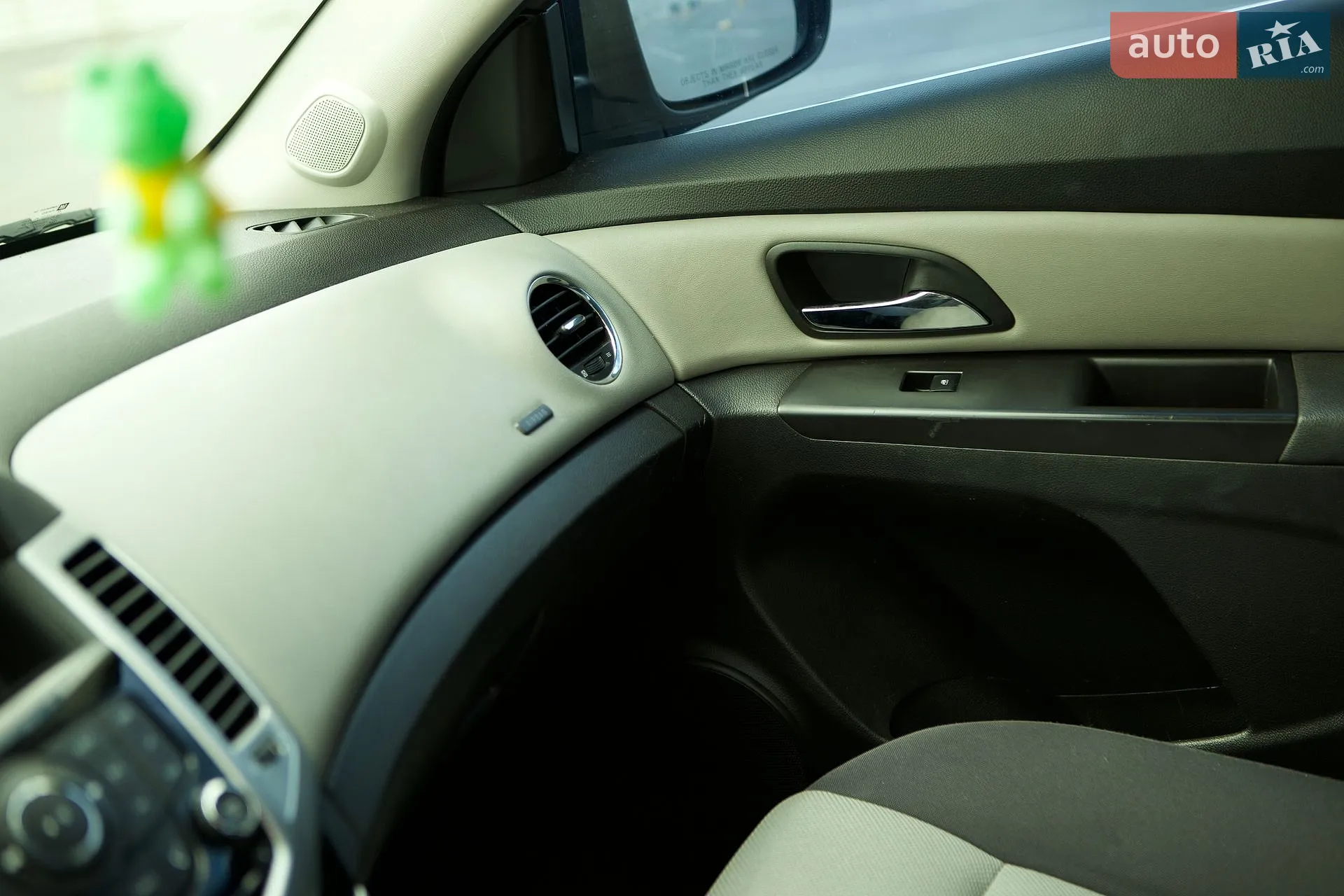 2012 Chevrolet Cruze - мініатюра 17