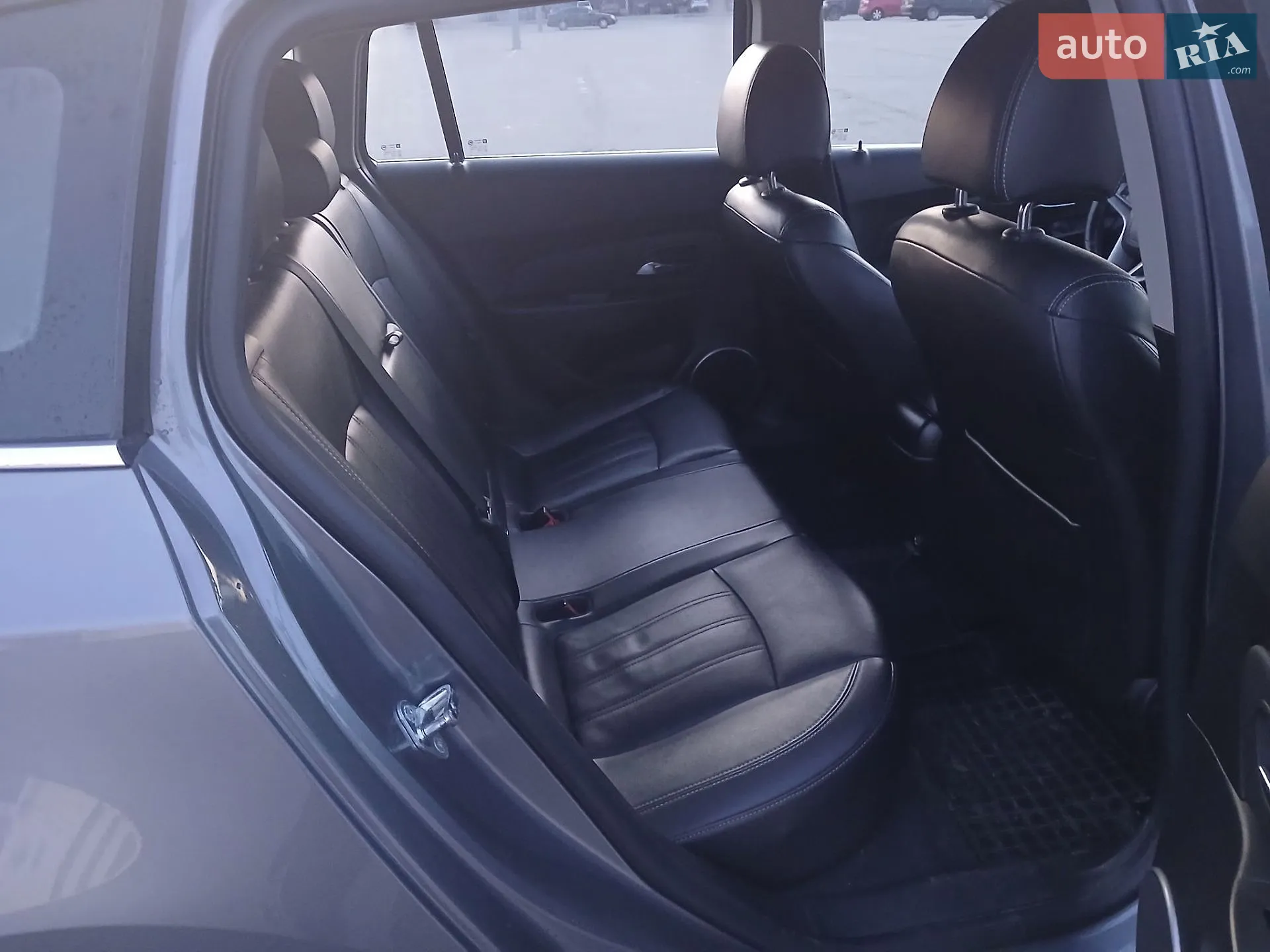 2012 Chevrolet Cruze - мініатюра 3