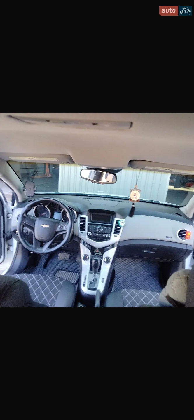 2011 Chevrolet Cruze - мініатюра 6