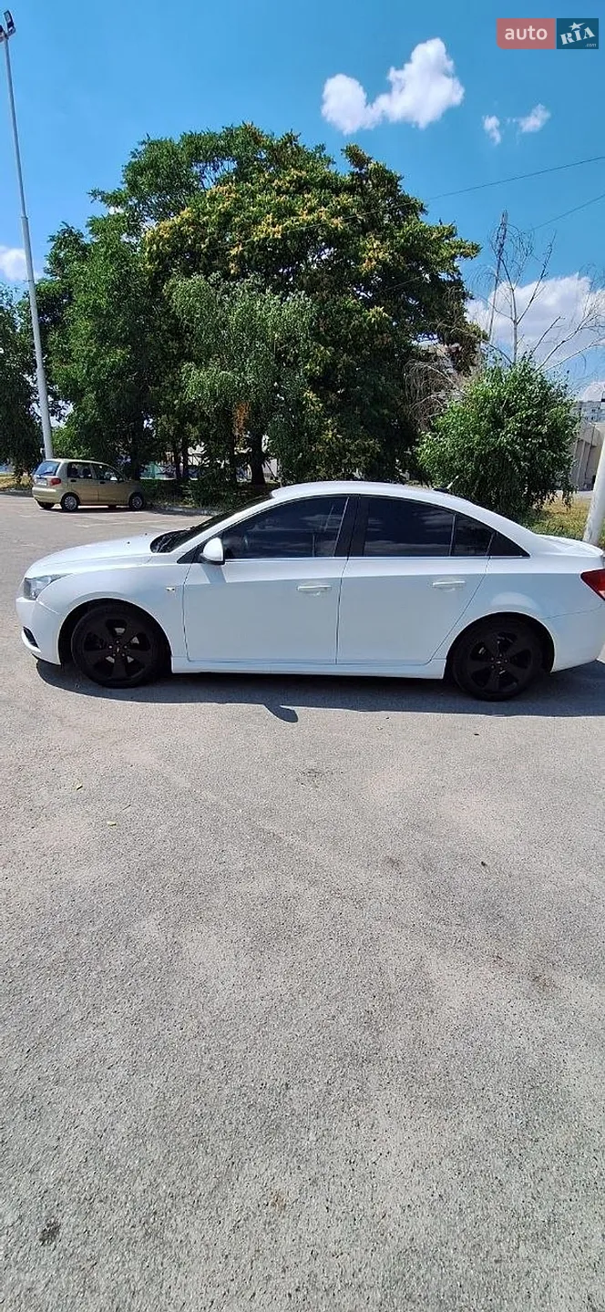 2011 Chevrolet Cruze - мініатюра 9