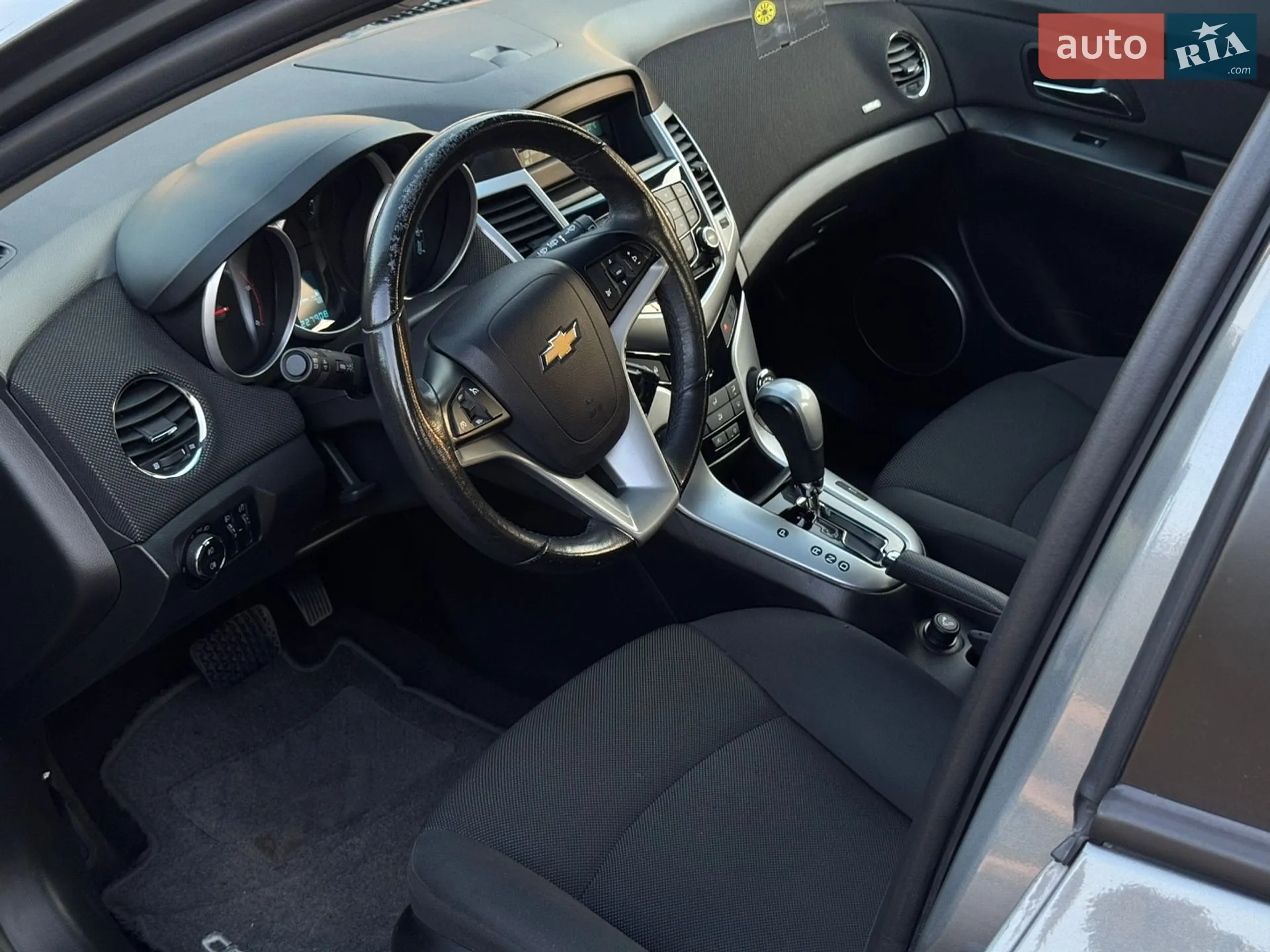 2012 Chevrolet Cruze - мініатюра 27